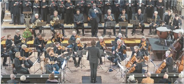 Im Orchester mitspielen